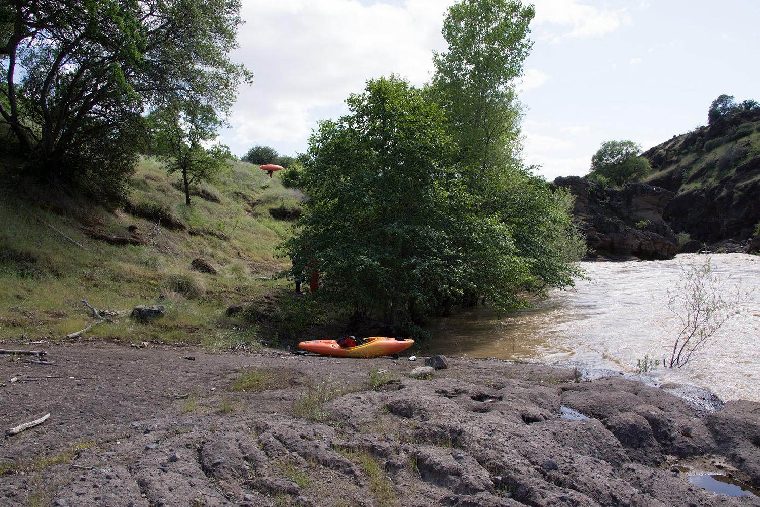 Entrance to "unrunnable" gorge